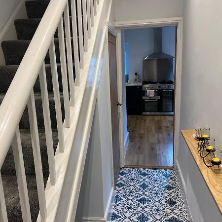 Luxury 2 Bed Apartment Great Location Stoke-on-Trent Eksteriør bilde