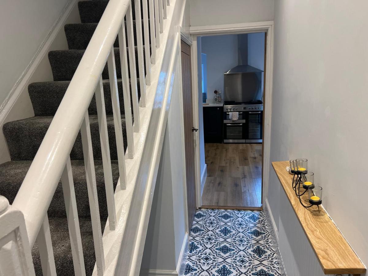 Luxury 2 Bed Apartment Great Location Stoke-on-Trent Eksteriør bilde