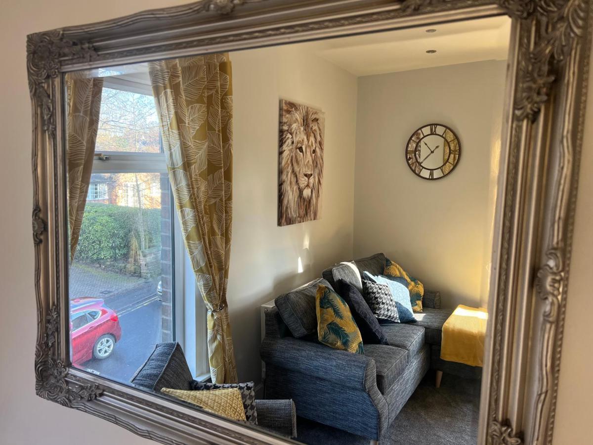 Luxury 2 Bed Apartment Great Location Stoke-on-Trent Eksteriør bilde